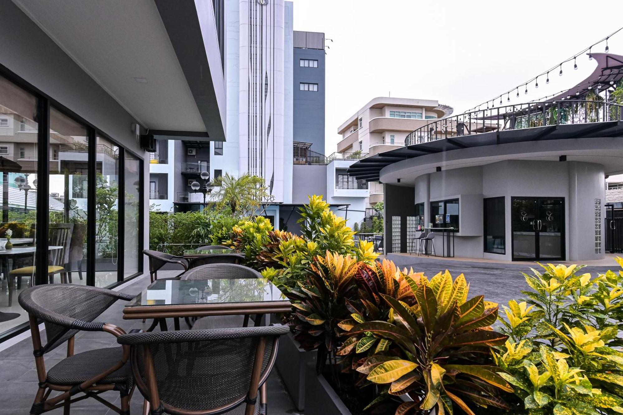 Shewin De Bangkok Hotel Exterior foto